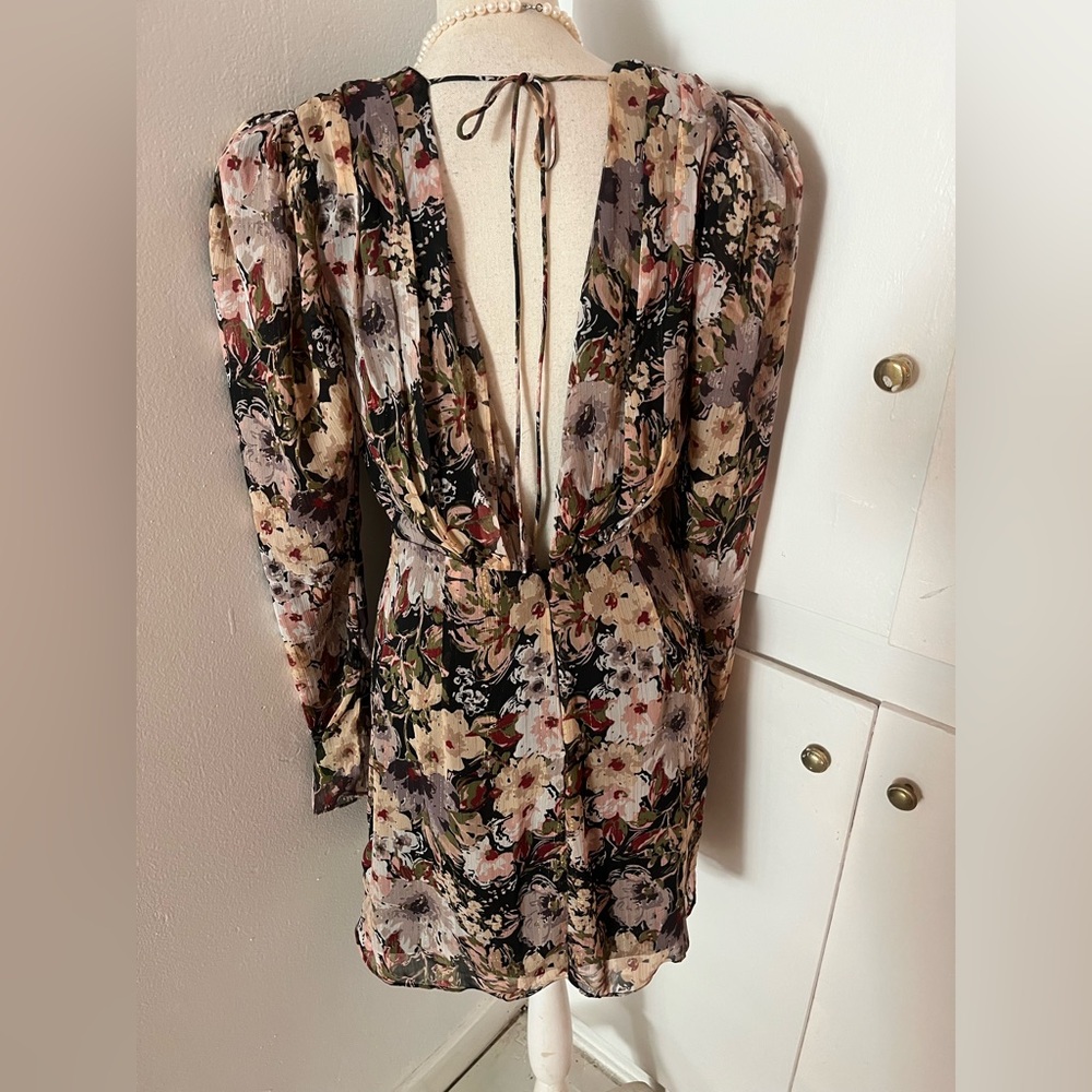 ASTR The Label, Floral Long Sleeve Dress - Picture 11 of 17